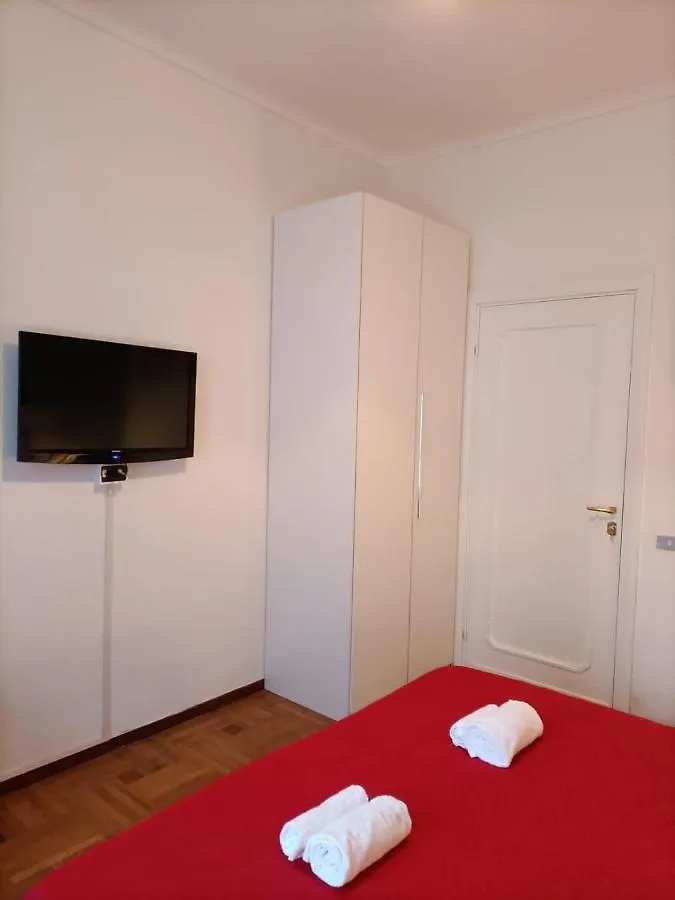Lagustena Rooms Genoa 0*,  Italy